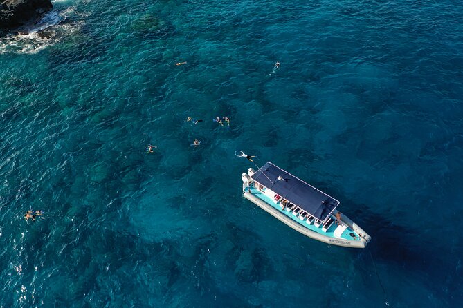 4 Hour Super-Raft Snorkeling Experience in Kailua-Kona - Breakfast snacks, lunch, and drinks onboard
