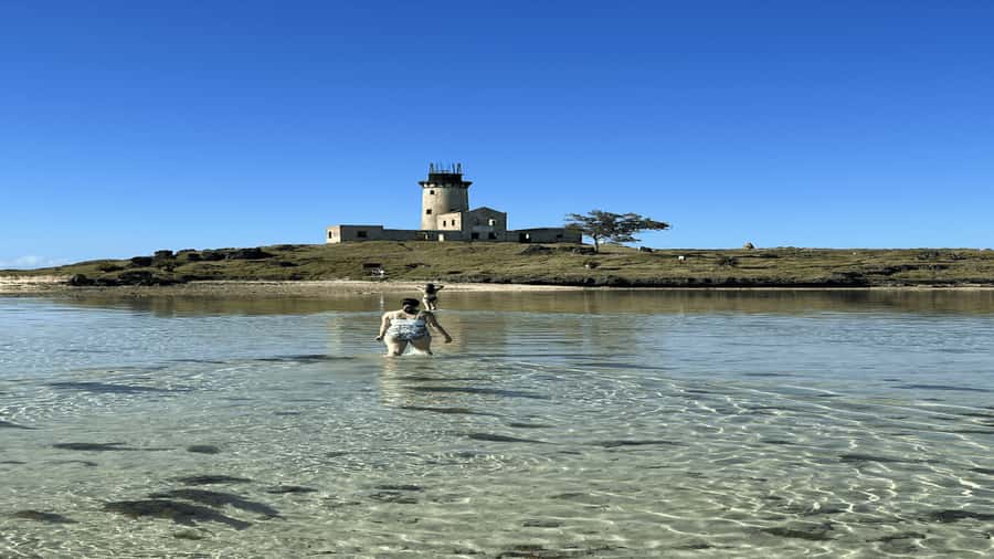 5 Islands Private Speedboat w/ Snorkeling + Lunch & Drinks - Grand River South East and the waterfall