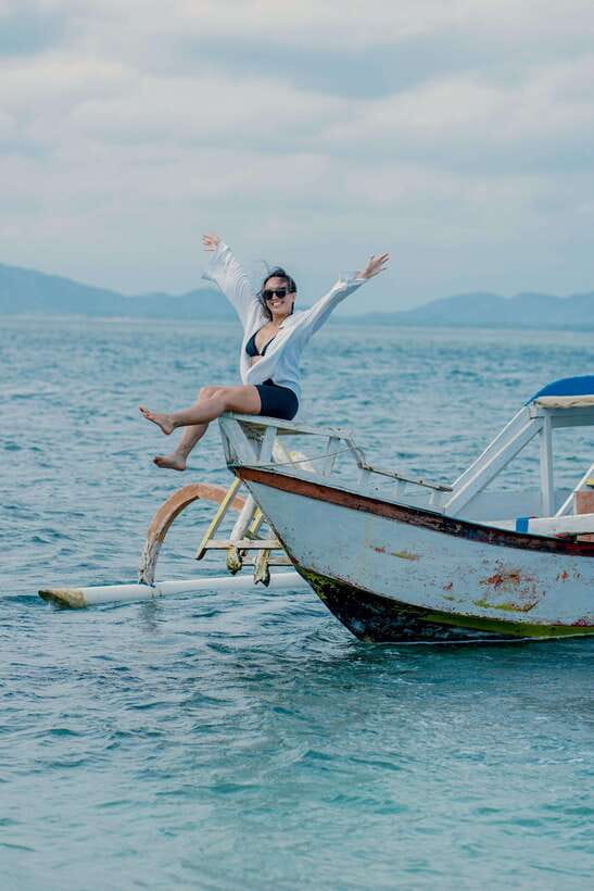 5 Secret Gili Boat Trip & Snorkeling in Southwest Of Lombok - Gili Tangkong lunch and a quiet beach break