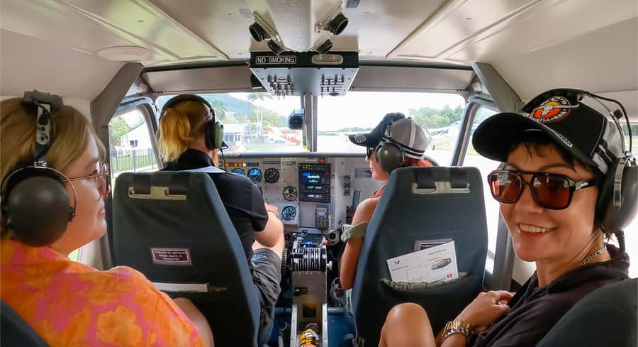 Airlie Beach: Fly Raft Package w Scenic Flight & Snorkeling - Snorkeling the inner fringing reefs