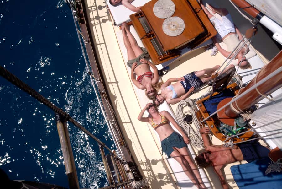 Airlie Beach: Providence Whitehaven Day Sail with Snorkeling - Snorkeling on the fringing reef