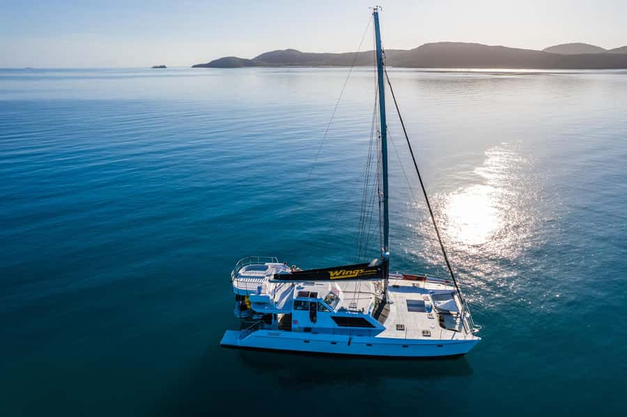 Airlie Beach: Whitsunday Islands Sailing, SUP & Snorkel Tour - Why Wings III suits a relaxed day on the water