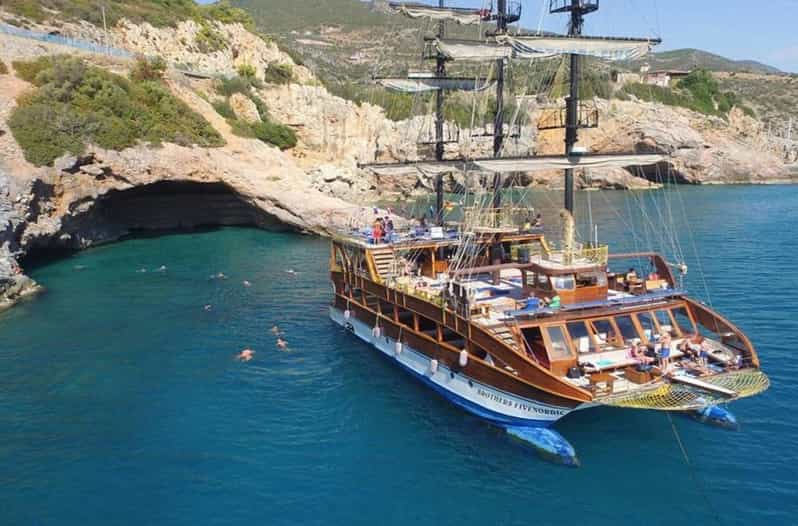 Alanya: Catamaran Boat Tour with Snorkeling with Lunch - Cleopatra Beach and the first swim