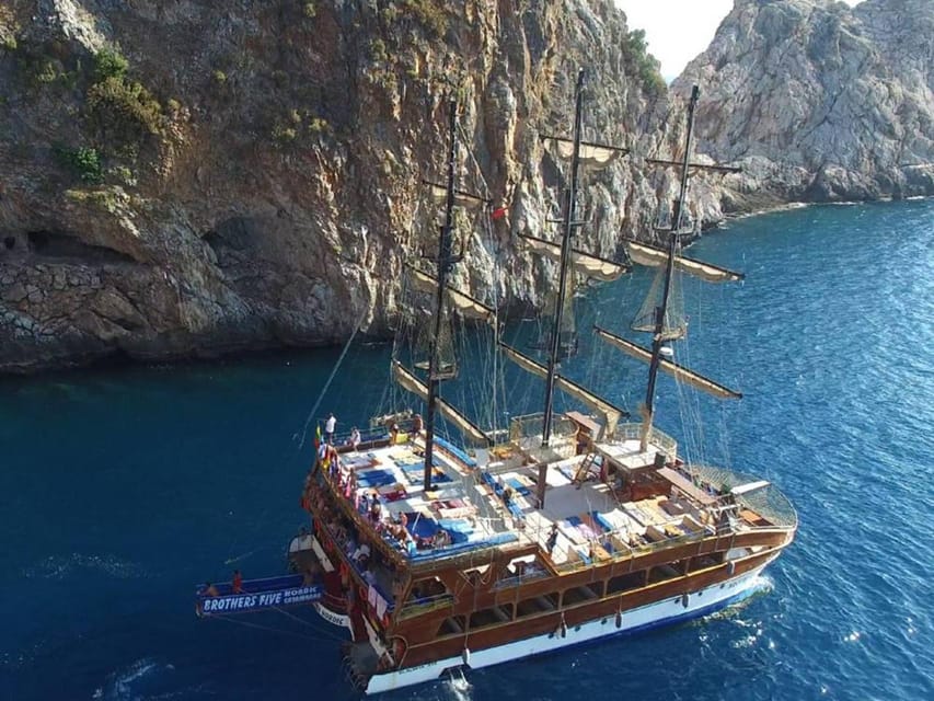 Alanya: Catamaran Boat Tour with Snorkeling with Lunch - The transfer from Konaklı and Alanya-area hotels