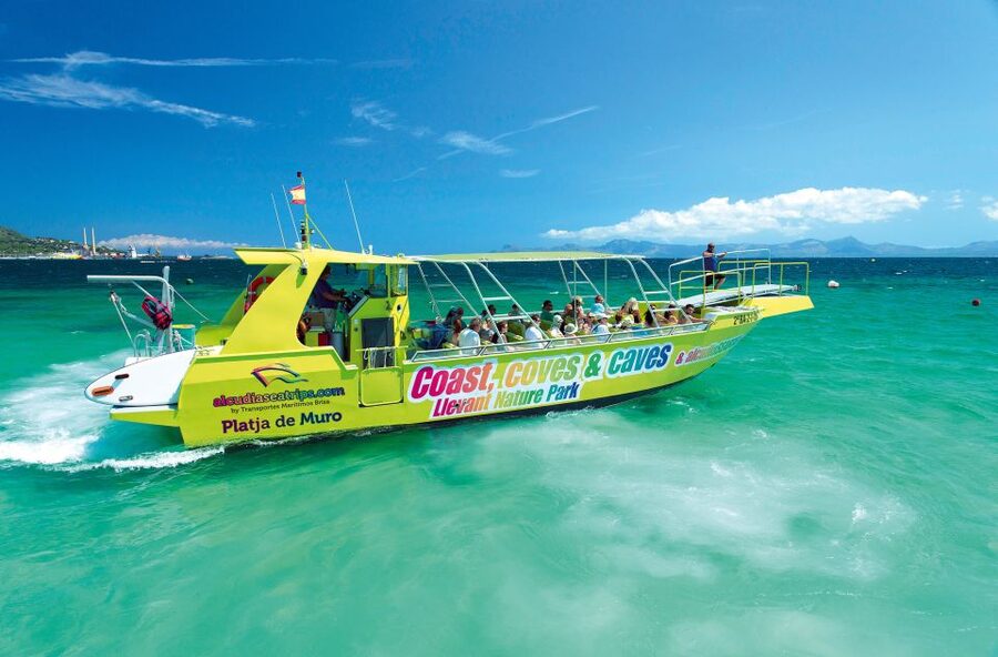 Alcudia: Caves & Coastline Boat Trip w/ Snorkelling - A fast look at Alcudia Bay from the water