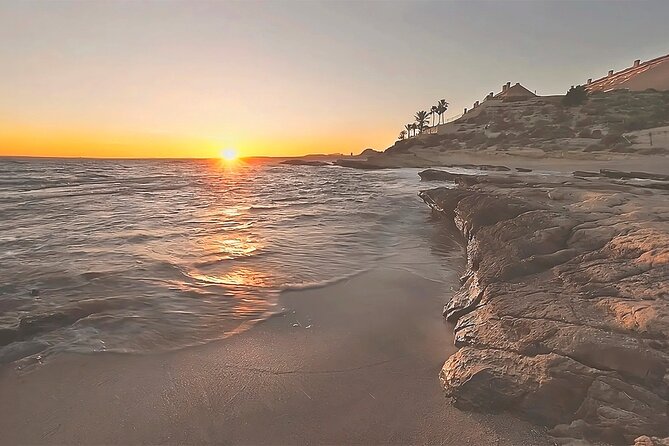Alicante E-Bike Coast Tour with Román Fishpond and Snorkeling - How much history and guiding should you expect?