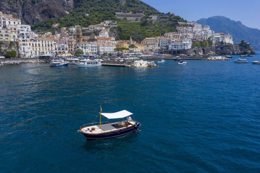 Amalfi: Boat Adventure Caves, Beaches, Snorkeling & Positano - What the €88.36 price is really buying