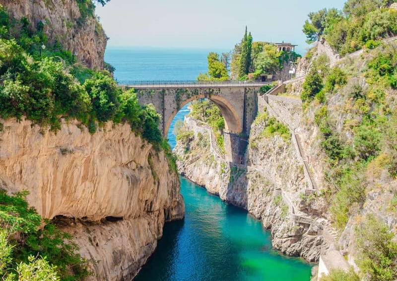 Amalfi Coast: Boat and Snorkeling Tour with Fruit & Drinks - Boarding at Amalfi’s Darsena pier