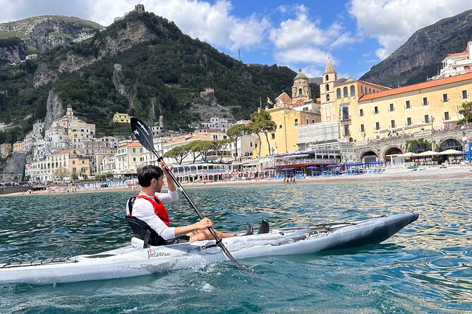 Amalfi Coast : Kayak-Snorkeling tour Pandora Cave & Hidden beach - The paddle back to Maiori