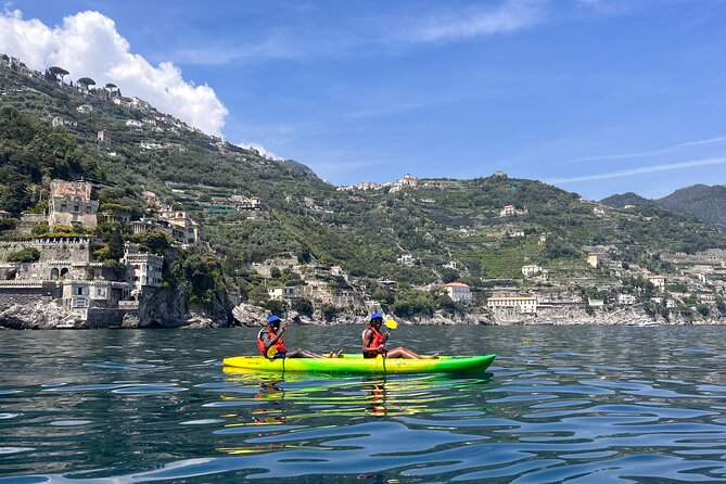 Amalfi Coast : Kayak-Snorkeling tour Pandora Cave & Hidden beach - How hard is this for a beginner?