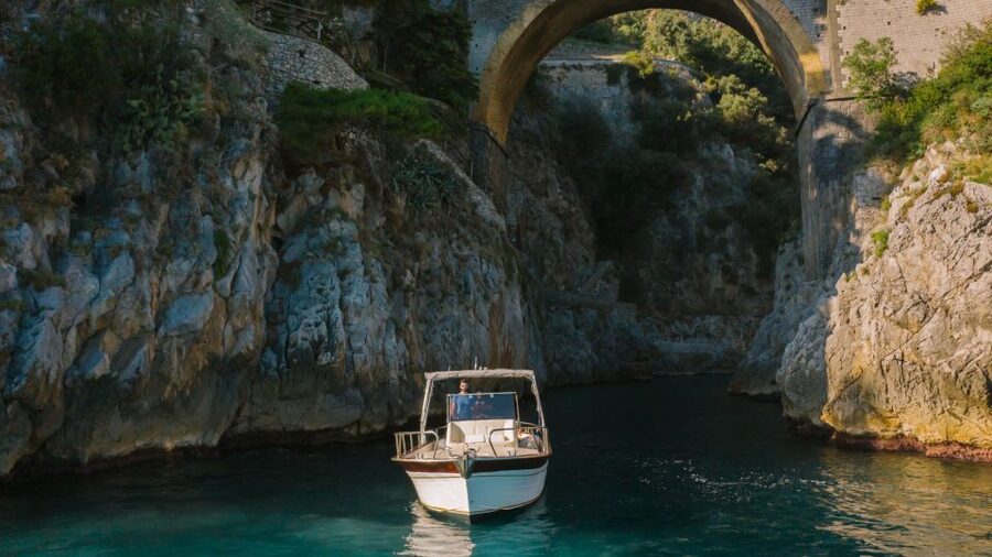 Amalfi Coast: Private Boat Trip with Prosecco and Snorkeling - Why this private Amalfi Coast cruise works so well