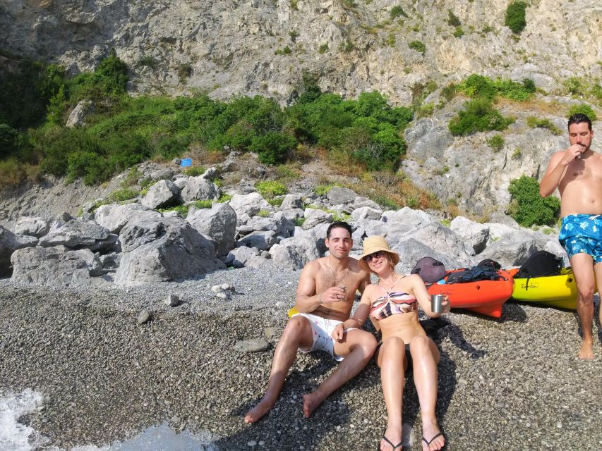 Amalfi: Kayak-Snorkel to Pandora Cave, Hidden Beach & Drinks - Swimming and snorkeling in clear water