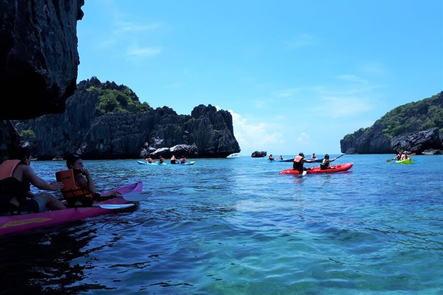 Ang Thong: Marine Park Full-Day Kayaking & Snorkeling Tour - A crew that keeps the day moving