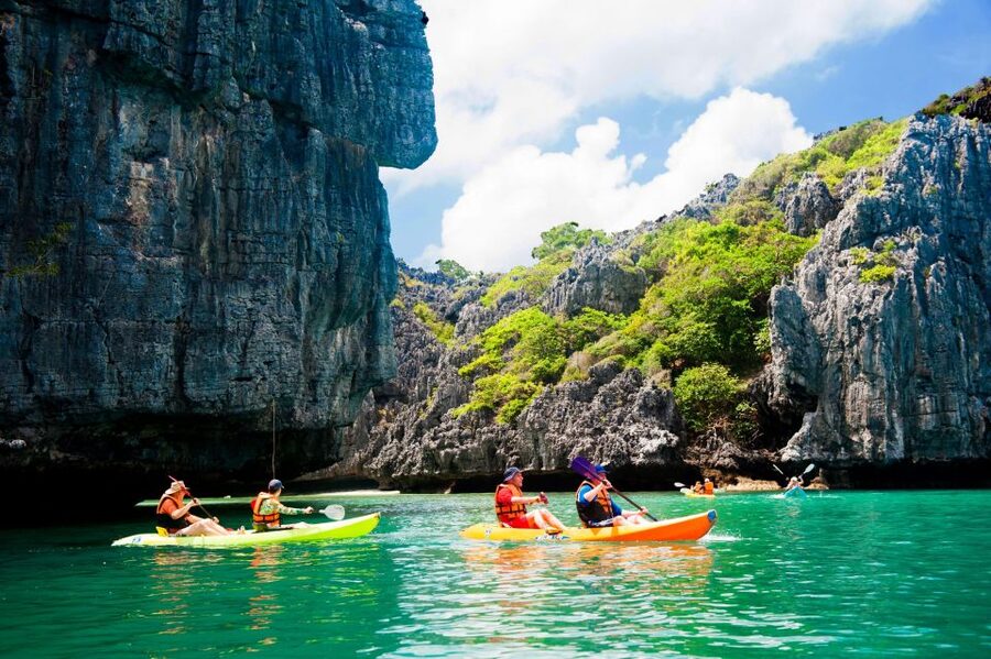 Ang Thong: Marine Park Full-Day Kayaking & Snorkeling Tour - Who should book this Ang Thong outing?