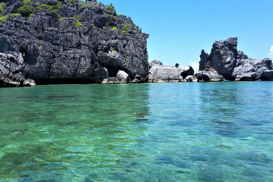 Ang Thong: Marine Park Full-Day Kayaking & Snorkeling Tour - Lunch on board, with plenty of practical comforts