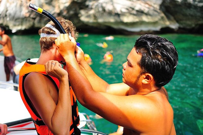 Angthong National Marine Park by Speed Boat with Snorkeling & Kayaking - Koh Mae Koh and the Emerald Lagoon viewpoint