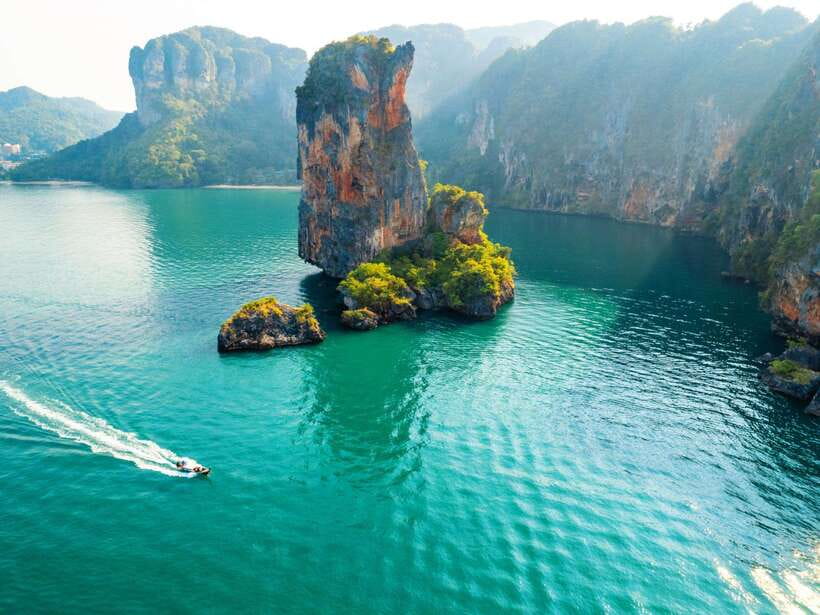 Ao Nang: Island-Hopping Snorkel Tour w/ Amazing Hong Island - Red Island snorkeling among coral and fish