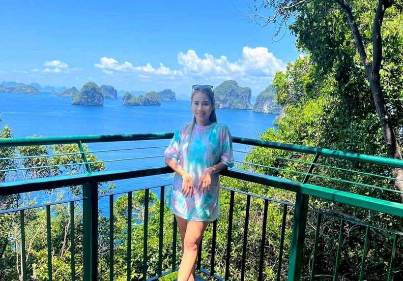 Ao Nang: Island-Hopping Snorkel Tour w/ Amazing Hong Island - Lading Island lunch beside limestone cliffs