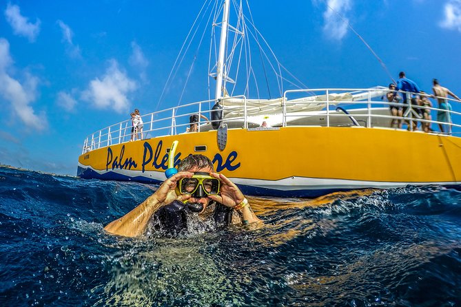 Aruba Afternoon Snorkel Sail aboard Palm Pleasure Catamaran - Floating above the SS Antilla