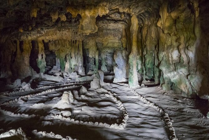 Aruba National Park Tour with Natural Pool & Baby Beach Snorkel - Fontein Cave, ancient drawings, and the fish pond