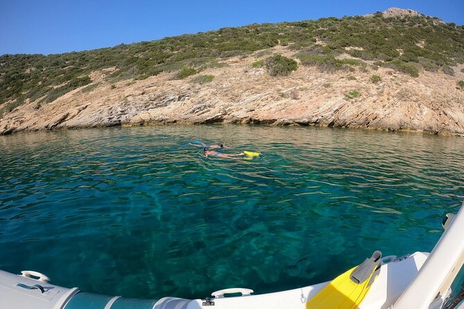 Athens, Nea Makri: Guided Small Group Snorkeling Boat Excursion - Food, drinks, and what you receive