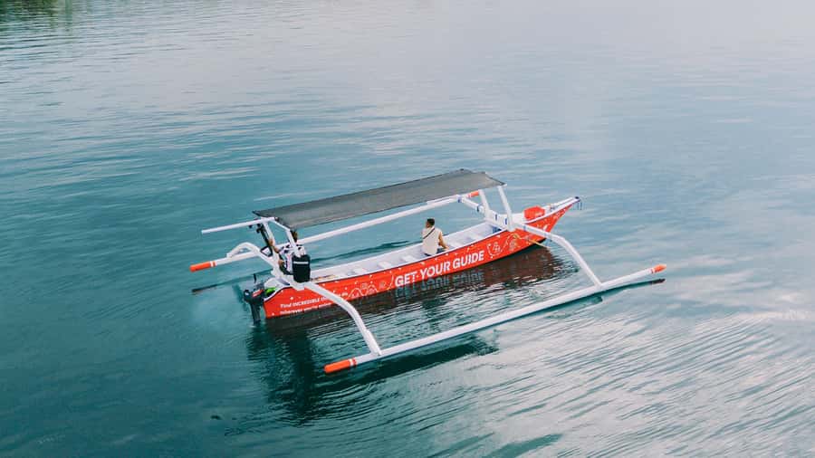 Bali/Lovina: Private Fishing Tour with Snorkeling Option - Learning hand-line fishing from a local captain