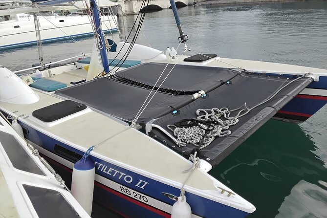 Barbados Catamaran Snorkel Cruise with Lunch and Open Bar - The crew makes the small-group format work