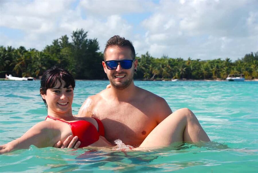 Bávaro: Speed Boat and Snorkeling Trip - The guide and the small-group feel