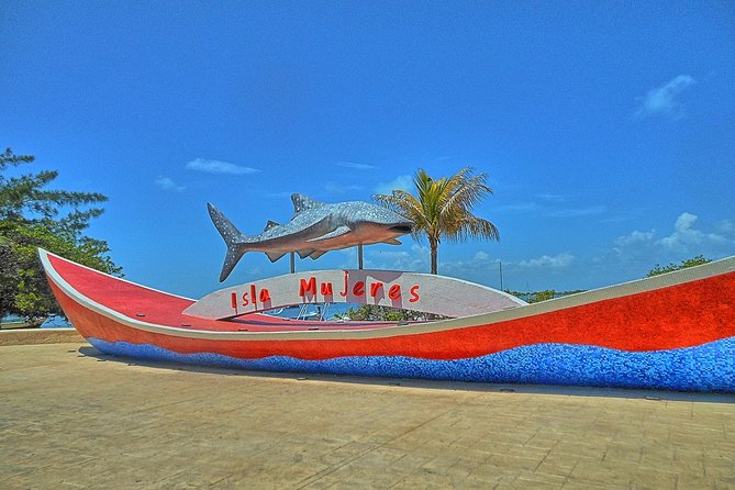 Beach Escape: Isla Contoy and Isla Mujeres with Snorkeling. - Snorkeling near the Mesoamerican Reef