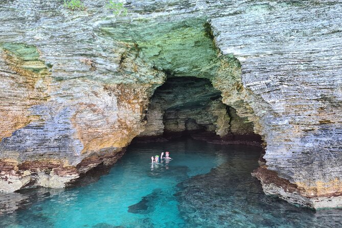 Bermuda Private Boat Charter: Snorkel, Cliff Jumping & Sightseeing - What makes this Bermuda boat charter worth considering