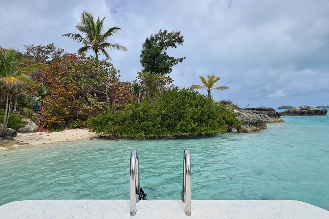 Bermuda Private Boat Charter: Snorkel, Cliff Jumping & Sightseeing - Drinks, gear, shade, and comfort