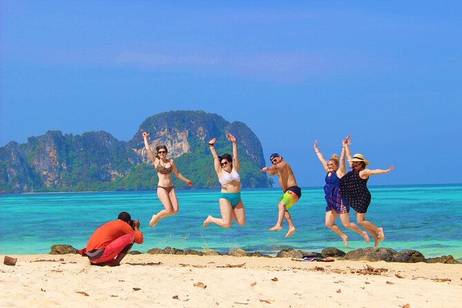 Best of Phi Phi Islands Snorkeling Tour from Phuket - Lunch on Phi Phi Don is more than a quick buffet