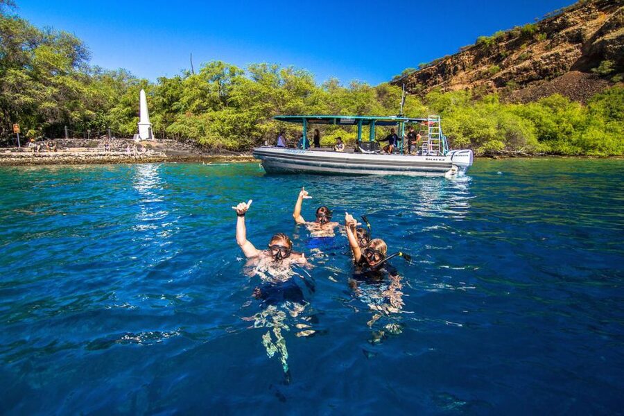 Big Island: South Kona Snorkeling and Coastline Exploration - Kealakekua Bay and the Captain Cook monument