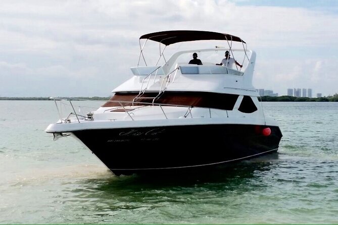 Big Yacht 48ft Rental up to 15 Pax snorkel - The 6-hour option and a slower day at Isla Mujeres