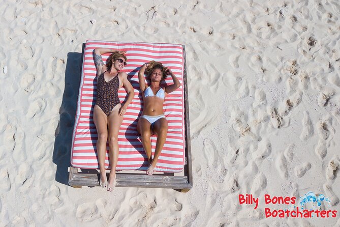 Billy Bones St. Maarten Getaway , Snorkeling with Turtles - Who will enjoy Billy Bones most