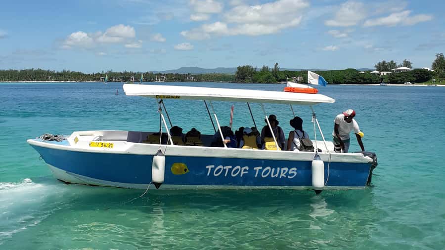 Blue Bay: Half-Day Snorkeling Trip with Creole Picnic Lunch - Key points to know before you book
