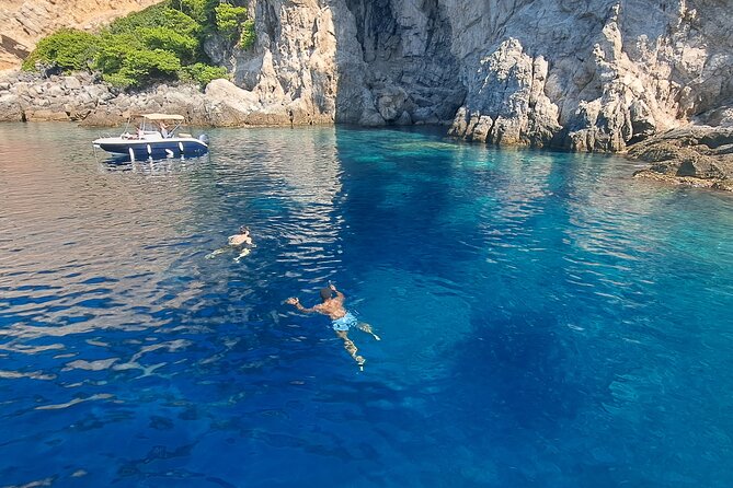 Blue & Green cave,Šunj beach - with drinks small group speedboat - Drinks, equipment, and what to bring