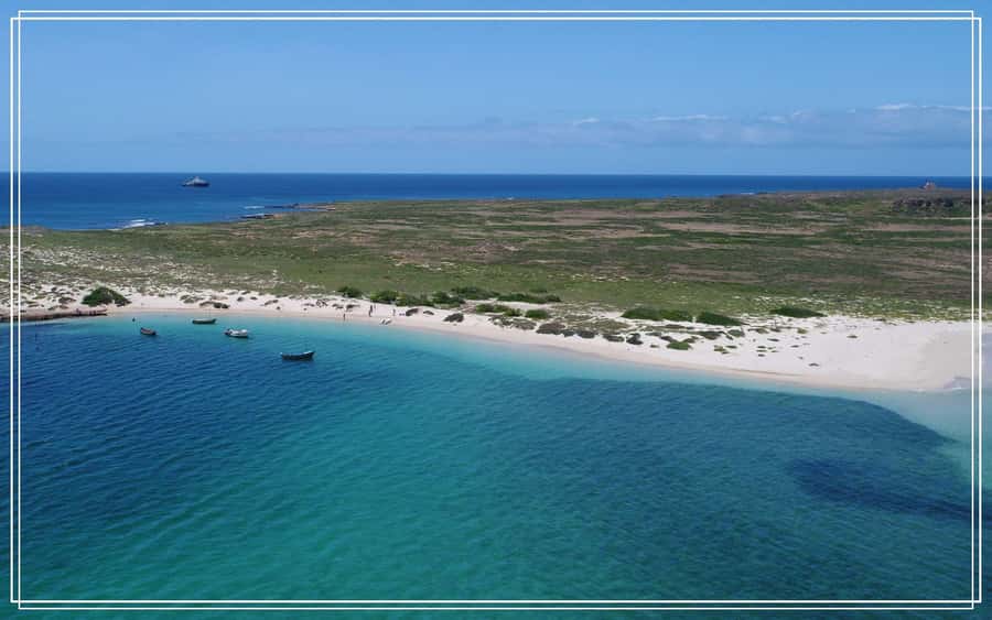 Boa Vista: Motoryacht Trip with Fishing, Snorkel, Beach BBQ - Snorkeling by Sal Rei Islet