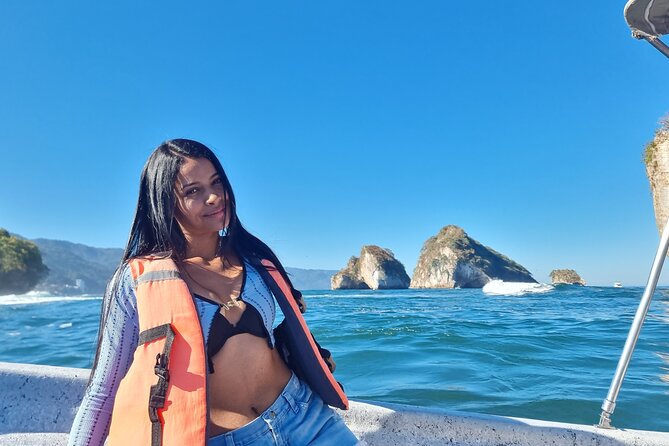 Boat and Snorkel Tour to 5 Islands of Los Arcos - Beach time, lunch, and the optional slow finish
