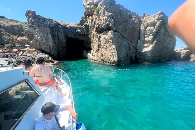 Boat excursion in Cefalù and snorkeling 3 hours fruit and drink - Leaving Porto Presidiana for the Cefalù coast