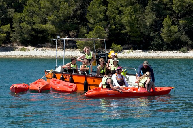 BOAT & KAYAK! Sea Adventure - Snorkeling & Cliff Jumps - Photos, drinks, and the value of the package