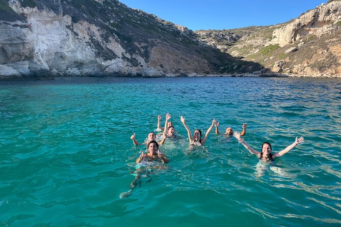 Boat Tour at Devil's Saddle: 4 Swim Stops, Snorkeling & Prosecco - Why this Cagliari boat tour works so well