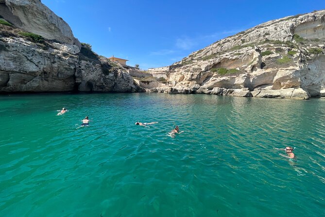 Boat Tour at Devil's Saddle: 4 Swim Stops, Snorkeling & Prosecco - Marina Piccola and Poetto