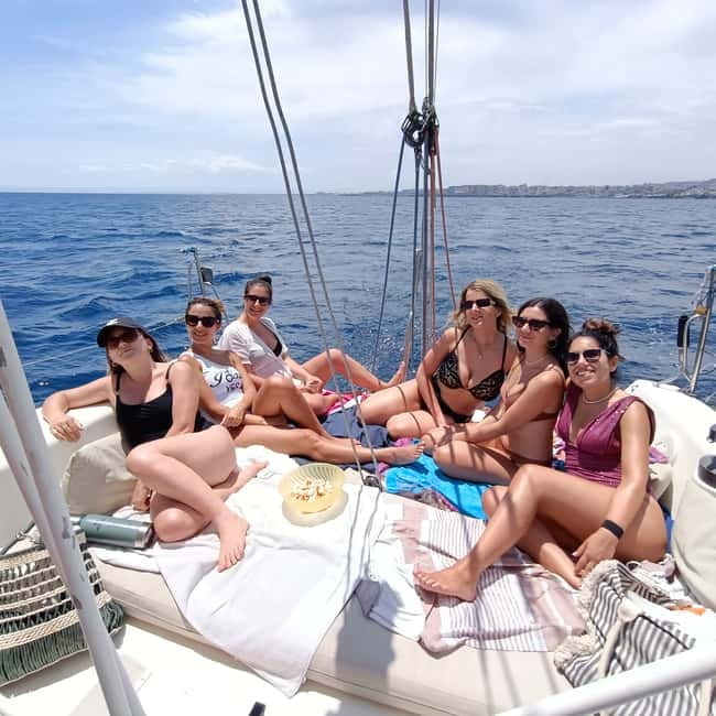 Boat trip to the Cyclades with Prosecco and snorkeling - Who should book this Catania sailing trip?