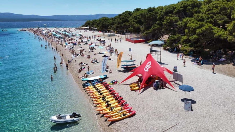 Bol: Zlatni Rat Beach Kayak Tour with Snorkeling - A gentle start for first-time paddlers