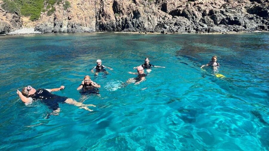Bosa: Snorkeling Tour of the Coastline Coves - What the $98 price includes