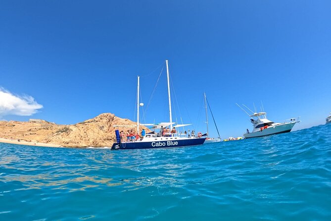 Cabo Blue Snorkeling Cruise, Open Bar and Lunch in Cabo San Lucas - Lovers Beach shows Cabo’s two-sided geography
