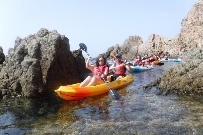 Cabo de Gata: Tour en kayak y snorkel full face + fotos incluidas - A relaxed finish with a cold drink and photos