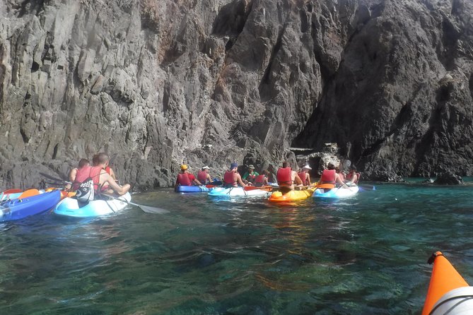 Cabo de Gata: Tour en kayak y snorkel full face + fotos incluidas - What the $54.31 price really covers