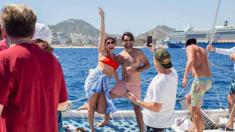 Cabo San Lucas: 4-Hour Snorkeling Cruise with Open Bar - From your hotel to Cabo’s famous Arch